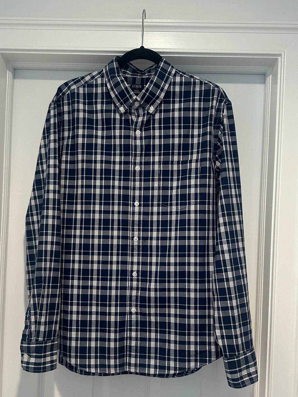 J. Crew Flex Washed Navy and White Tartan Plaid Button-Down Shirt Large Slim